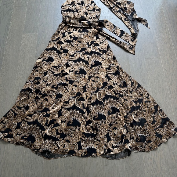 Alice + Olivia DITA Black Gold Spring Paisley Maxi Dress Halter Belt - Size 2 - Picture 5 of 12
